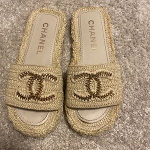Chanel slides
